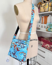 Load image into Gallery viewer, lightweight bag,
bag for women,
Messenger bag; 
Crossbody bag;
Messenger style crossbody bag;
Quilted Cotton crossbody messenger bag
Women's crossbody messenger bag
Urban messenger bag
Eco-friendly messenger bag
Crossbody bag for traveler bag
Adjustable strap messenger bag
Stylish crossbody bag
