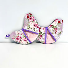 Load image into Gallery viewer, Pick any Pair of Bird-shaped Potholders/Oven Mitts - Purple Love