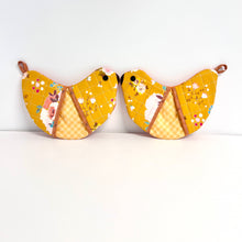 Load image into Gallery viewer, Pick any Pair of Bird-shaped Potholders/Oven Mitts - Wonderland