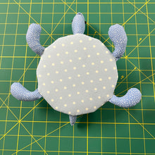 Load image into Gallery viewer, pincushion; cute pincushion; animal pincushion; DIY pincushion; Turtle pincushion