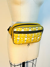 Load image into Gallery viewer, Crossbody Waist Bag, Chest Bag for Women, Waist Pouch Purse, Quilted Belt Bag for Travel