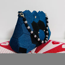 Load image into Gallery viewer, Hexagon Patchwork Handbag Sewing Pattern