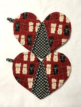 Load image into Gallery viewer, Potholder; Potholder sewing pattern; heart-shaped potholder; heart-shaped potholder sewing pattern
