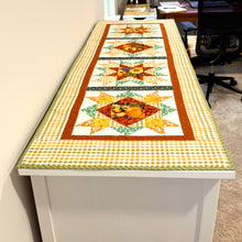 Load image into Gallery viewer, Table Topper Quilt Block Sewing Pattern - 2 sizes
