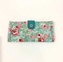 Load image into Gallery viewer, checkbook covers; purses; fabric checkbook cover wallet