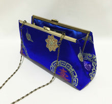 Load image into Gallery viewer, vintage evening bags; Clutch; evening clutches for weddings; wedding clutch; wedding clutch bag; purses; silk purses;  Purse with frame