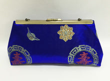 Load image into Gallery viewer, vintage evening bags; Clutch; evening clutches for weddings; wedding clutch; wedding clutch bag; purses; silk purses;  Purse with frame