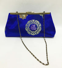 Load image into Gallery viewer, vintage evening bags; Clutch; evening clutches for weddings; wedding clutch; wedding clutch bag; purses; silk purses;  Purse with frame