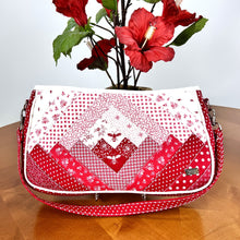 Load image into Gallery viewer, Patchwork Handbag Sewing Pattern; Log Cabin Quilted Bag Pattern; PDF Sewing Pattern for Patchwork Handbag; DIY Patchwork Purse Pattern; Quilting Log Cabin Bag Tutorial; Patchwork Tote Bag PDF Pattern; Log Cabin Quilted Handbag Instructions; Handmade Patchwork Bag Pattern; Modern Log Cabin Quilted Purse Design; Quilted Bag Sewing Project PDF;