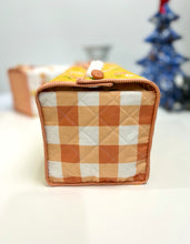 Load image into Gallery viewer, Tissue box cover sewing pattern