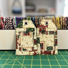 Load image into Gallery viewer, Pick any luggage tags; name tags - Christmas birds