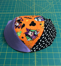 Load image into Gallery viewer, Halloween Bag Sewing Pattern; Trick-or-treat bag pattern; Candy Bag Pattern
