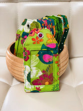 Load image into Gallery viewer, DIY luggage tag Fabric luggage tag tutorial Personalized luggage tag Sewing luggage tag Handmade luggage tag Travel name tag Fabric luggage tag ideas Easy luggage tag sewing Unique luggage tag designs Homemade luggage tag Creative luggage tag Fabric name tag Personalized fabric name tag DIY fabric name tag Handmade fabric name tag Name tag sewing tutorial Fabric name badge Fabric name tag design