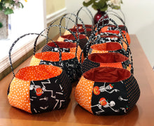 Load image into Gallery viewer, Halloween Bag Sewing Pattern; Trick-or-treat bag pattern; Candy Bag Pattern