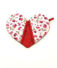 Load image into Gallery viewer, Valentine's Day potholders; Heart-shaped potholders; Quilted pot holders; Romantic kitchen accessories; Love-themed potholders; Valentine's Day kitchen décor; Heart quilted hot pads; Handmade Valentine's gifts; Kitchen essentials for Valentine's; Heart quilted trivets; Romantic home décor; Couples' cooking accessories; Valentine's Day cooking gifts; Red and pink potholders; Unique kitchen Valentine's gifts