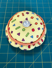 Load image into Gallery viewer, Pincushion With Container Sewing Pattern