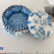 Load image into Gallery viewer, Pincushion; pincushion with container