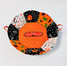 Load image into Gallery viewer, Halloween Basket; Halloween Bags; Halloween decoration; BLHandmade Bags