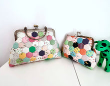 Load image into Gallery viewer, Purse with metal frame PDF sewing pattern; DIY Bag; Shoulder bag tutorial; Bag PDF Sewing Pattern; Clutch bag pattern; Clasp purse; Sew in purse frame; Purse frame pattern; Clasp purse pattern