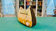 Load image into Gallery viewer, Patchwork Quilted Shoulder Bag, Hexagon Patchwork bag - Autumn colors
