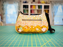 Load image into Gallery viewer, Patchwork Quilted Shoulder Bag, Hexagon Patchwork bag - Autumn colors
