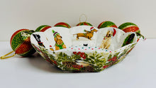Load image into Gallery viewer, Octagon Basket for Christmas
