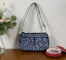 Load image into Gallery viewer, Quilted Small Crossbody Shoulder Bag
