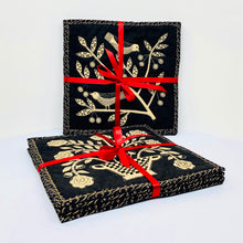 Load image into Gallery viewer, Quilted Holiday Pot Pads - Set of 4
