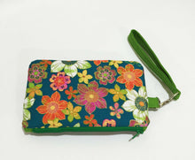 Load image into Gallery viewer, Fabric Wallets and purses; Purses; wallets with card slots; cotton wallets
