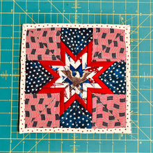 Load image into Gallery viewer, Star Shape Patchwork Place Mat
